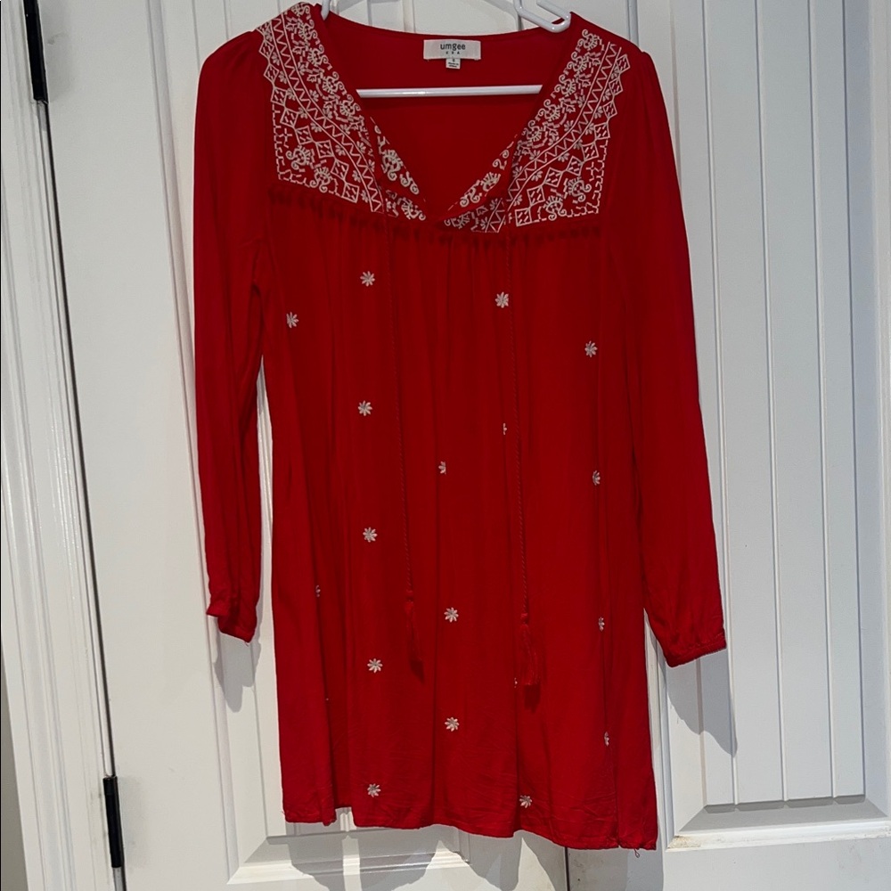 Umgee Red Dress (Tunic?) with Beige Embroidery Umgee